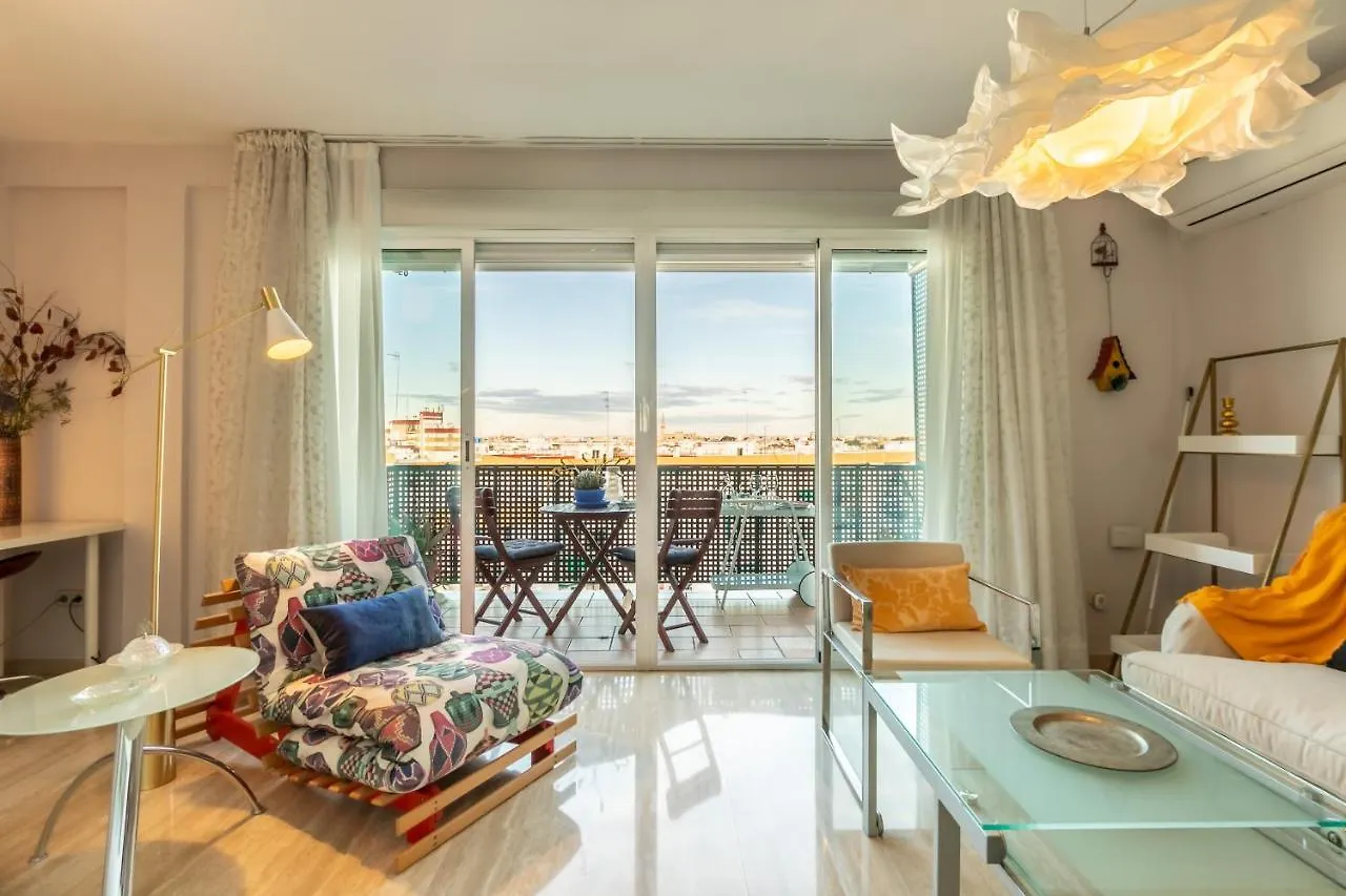 Apartamento Desde El Cielo De Triana contacts